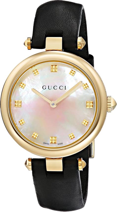 Montres Gucci femme .